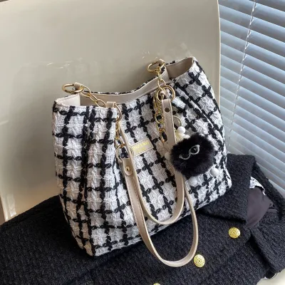 Trendy plaid Tweed Large Storage Capacity Shoulder Bag 